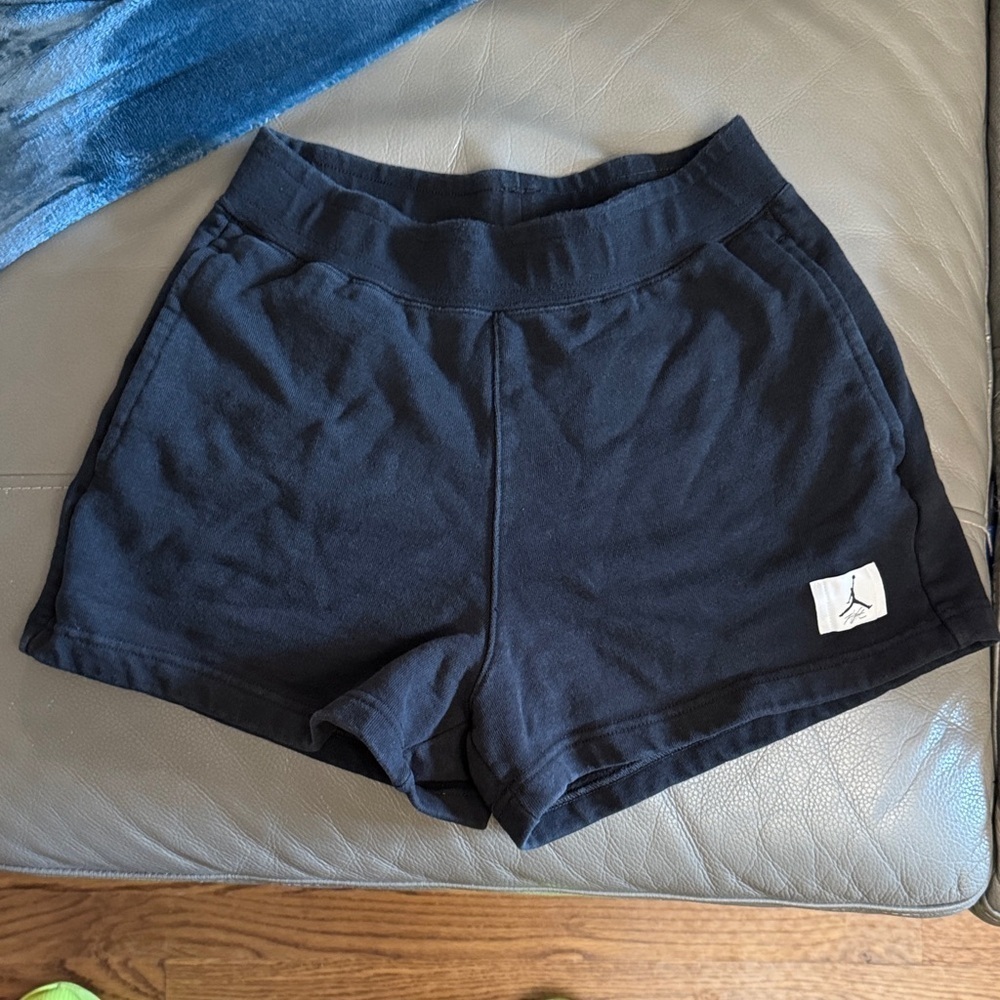 Jordan Fleece Flight black women’s shorts size small